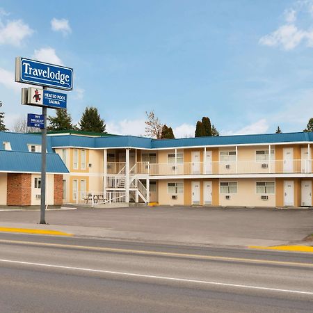 Travelodge By Wyndham Quesnel Bc Exteriör bild