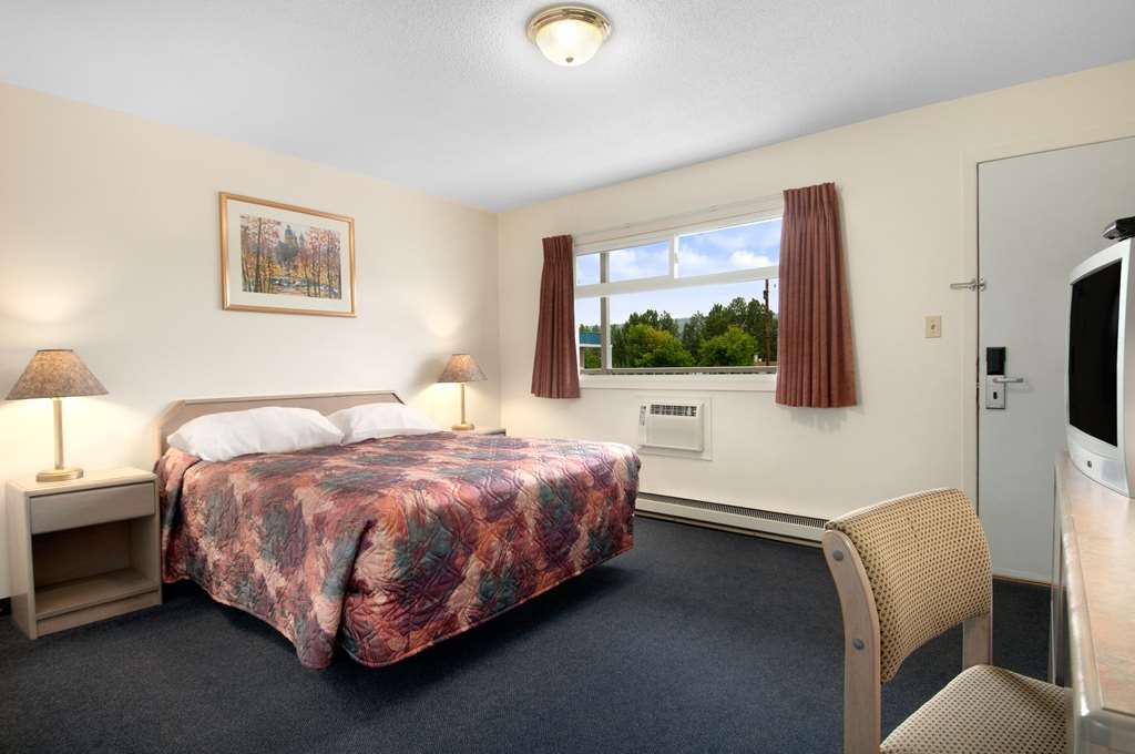 Travelodge By Wyndham Quesnel Bc Rum bild