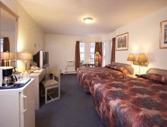 Travelodge By Wyndham Quesnel Bc Rum bild